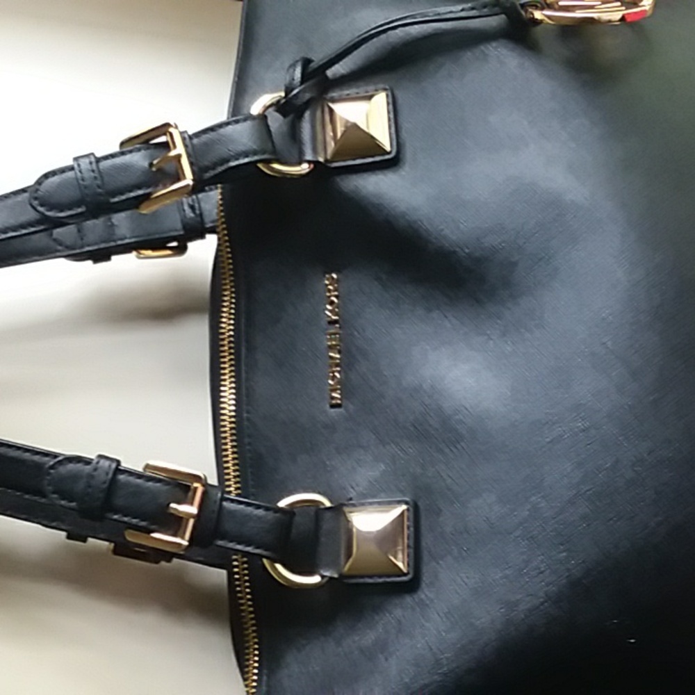 Michael Kors Black Large Leather Shoulder Bag ❤Very Good Condition - Picture 2 of 13